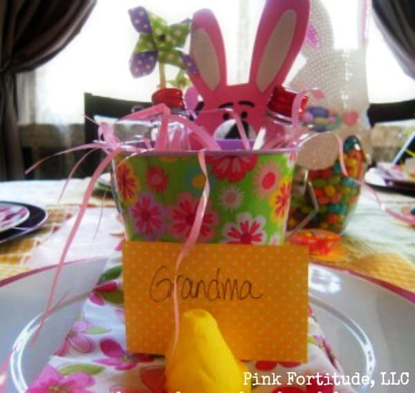 Easter Table with decorative place settings