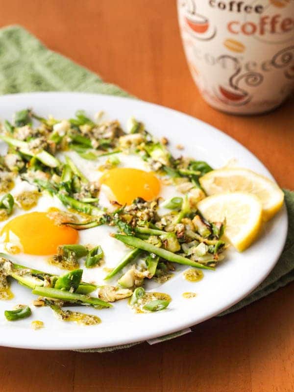 Sunny-Side-Up-Eggs-on-Brussels-Sprouts-Asparagus-Hash