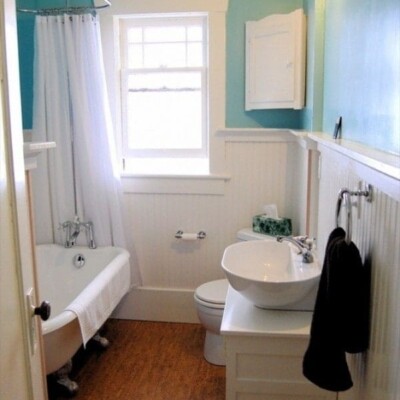 Small, white and turquoise bathroom
