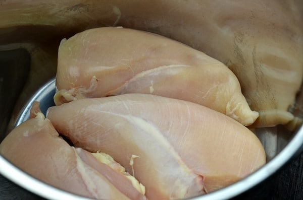 raw chicken breasts in an instant pot