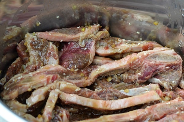 ribs cooking in an instant pot