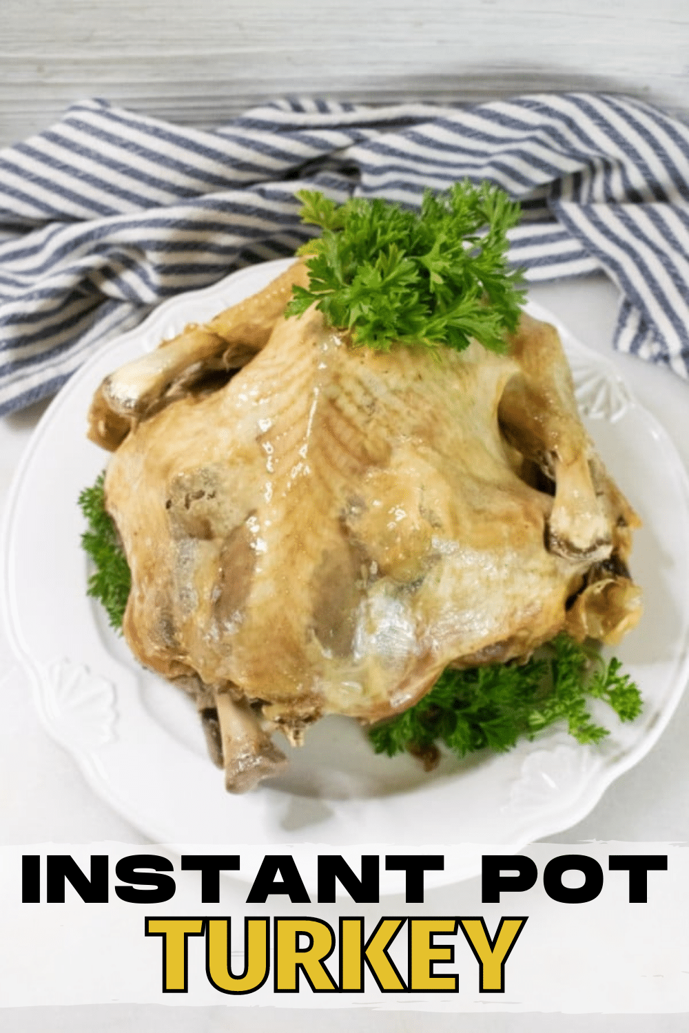 This Instant Pot Turkey turns out perfect and leaves your oven open for side dishes! #Thanksgiving #instantpot #turkey via @wondermomwannab