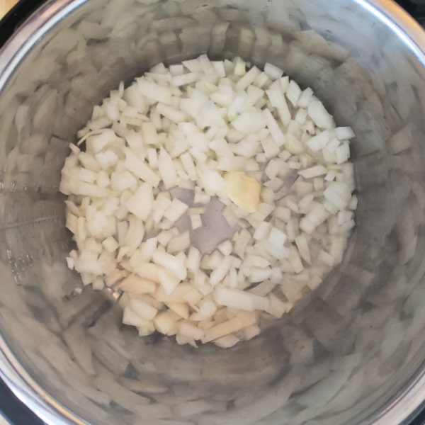 diced onion and butter in an instant pot