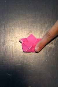 instructions for making origami jumping frogs