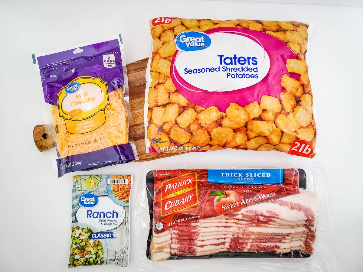 Ingredients used to make Cheesy Bacon tater tot casserole