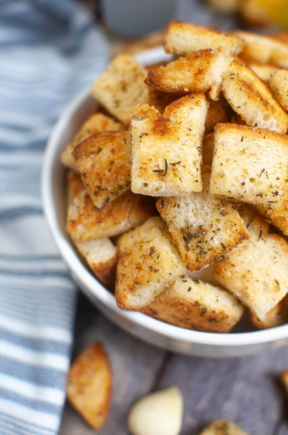 A closeup of Air Fryer Croutons in a serving bowl.