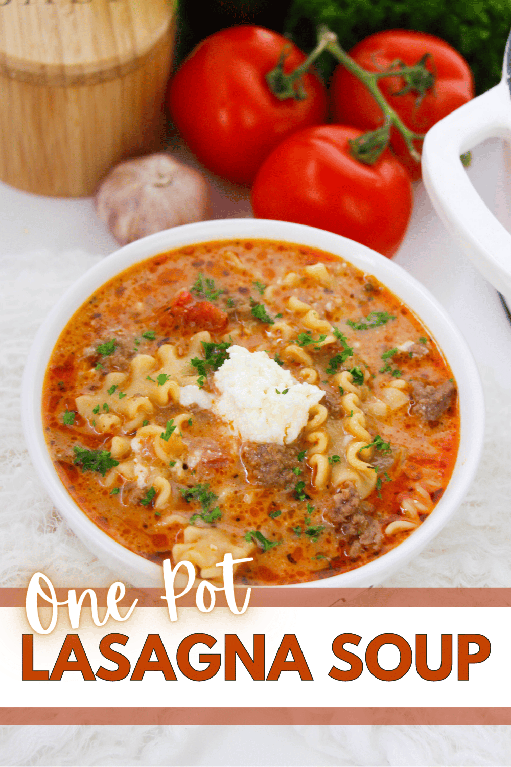 This One Pot Lasagna Soup is a comforting and easy dinner that is ready in 30 minutes. It’s flavorful and hearty, perfect on busy nights. #onepotlasagnasoup #onepotmeal #lasagnasoup #lasagna #soup via @wondermomwannab