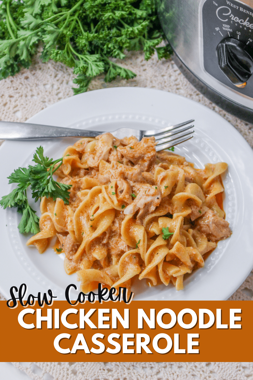 Simplify your next dinner without sacrificing taste with this warm and delicious Chicken Noodle Crockpot Casserole. #chickennoodlecrockpotcasserole #slowcookerchicken #chickennoodle #chickenandnoodlesrecipe #creamychicken via @wondermomwannab