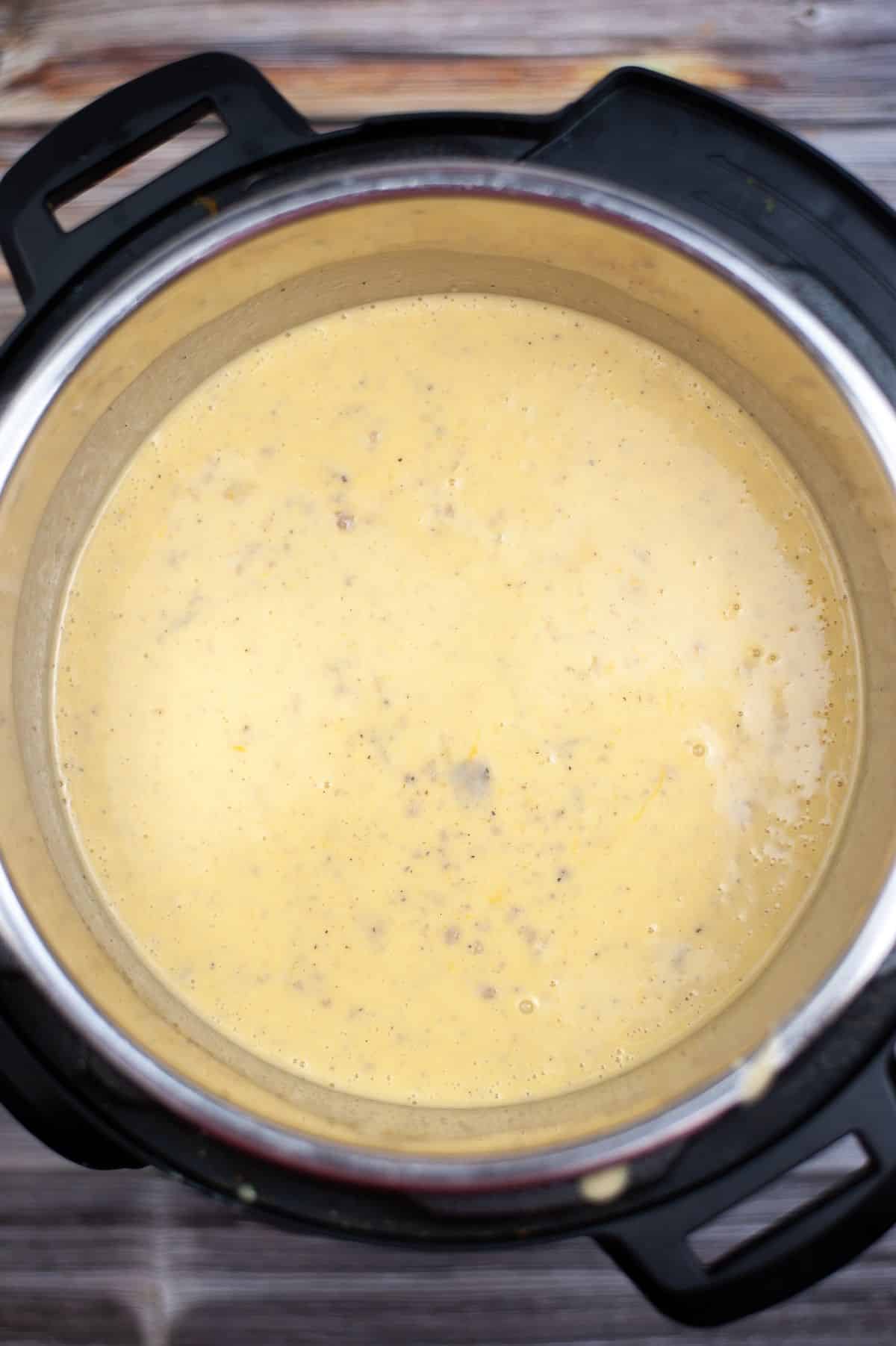 A cheesy cheeseburger soup cooked in an Instant Pot.